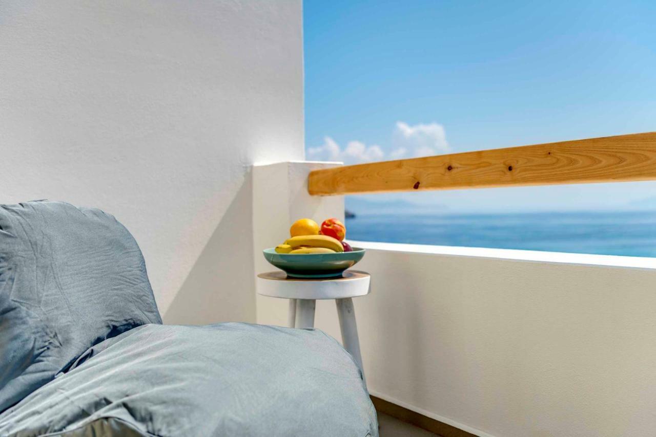 Villa Alba In Syros With Private Jacuzzi Azolimnos Exterior foto